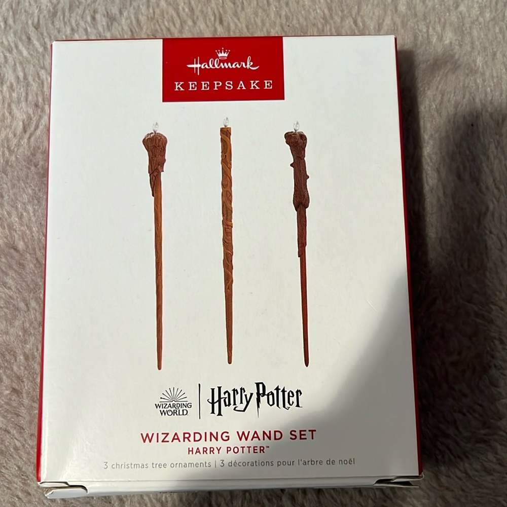 Hallmark Harry potter wizarding wand set NEW